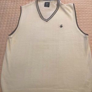 Exc condition sweater Polo Sweater vest. You won’t find another like it